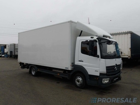 MERCEDES-BENZ ATEGO 818L SAXAS skříňový + zvedací čelo 1t